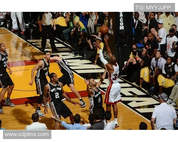 热火与雷霆总决赛精彩对决央视直播全程回顾与分析