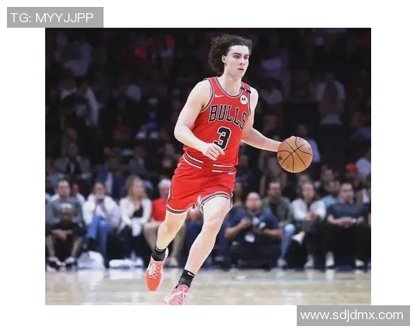 约什吉迪带领球队展现新生代篮球风采与未来潜力