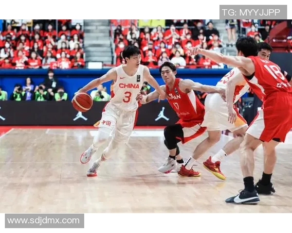 胡明轩的篮球之路：从青涩少年到CBA明星的成长故事