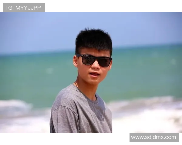 谢什科的传奇人生与篮球梦想：从草根到明星的奋斗历程