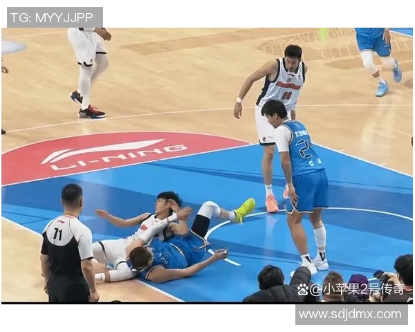 四川与广东篮球对决激战正酣谁能在赛场上笑到最后